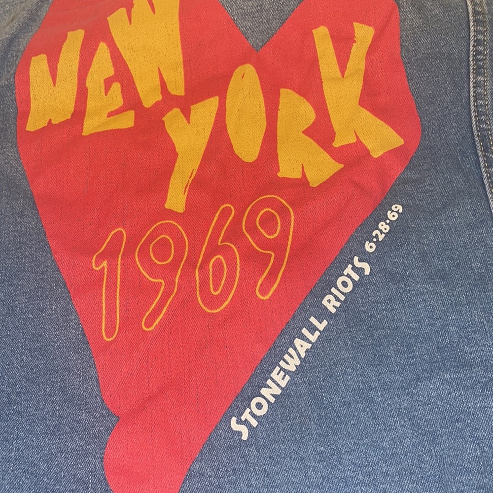 PRIDE-INSPIRED Adult Artist Design New York 1969 Denim Jacket XXL NWT - Picture 5 of 7